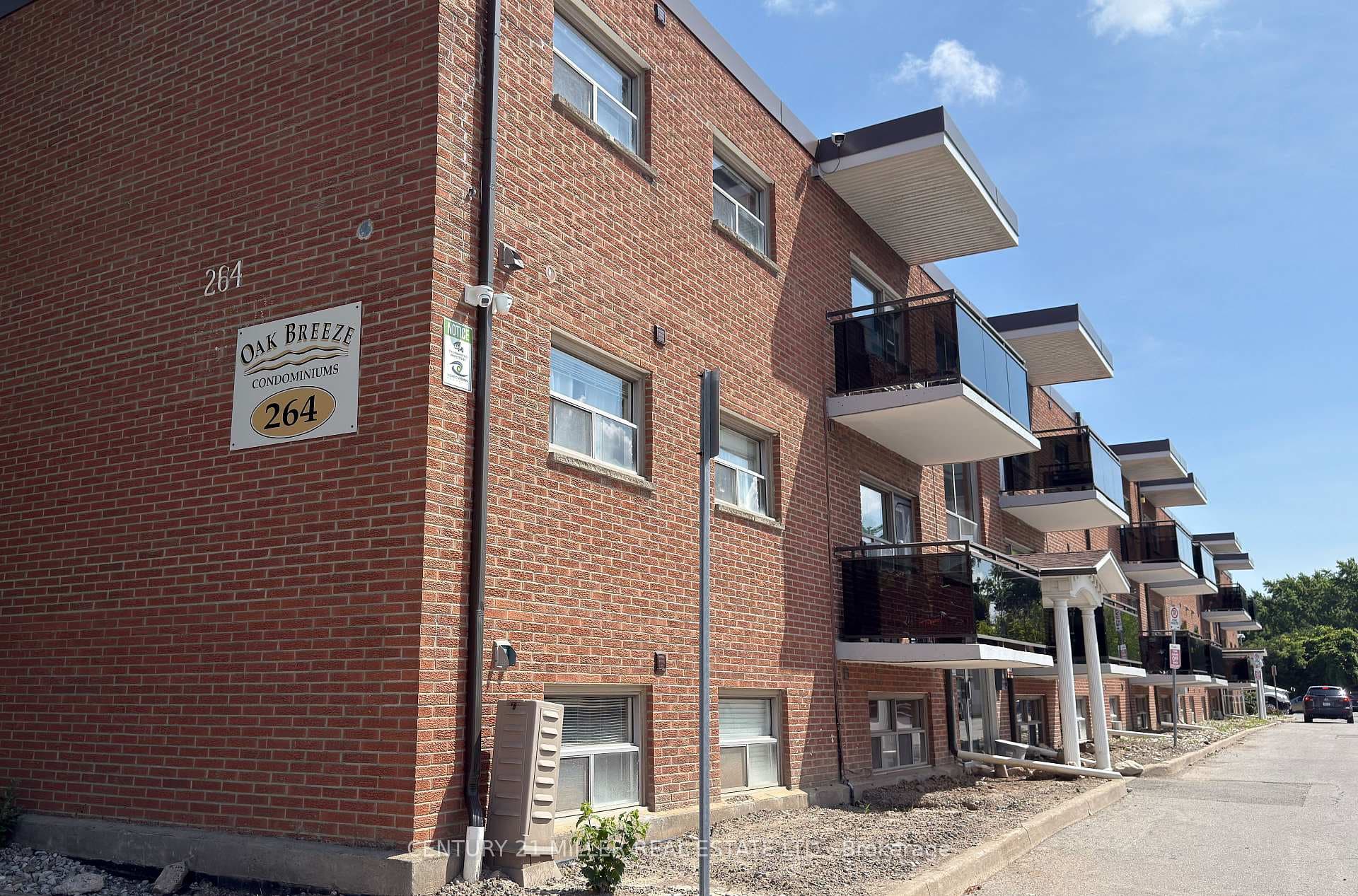 264 Oakdale Avenue Unit 309 photo 16