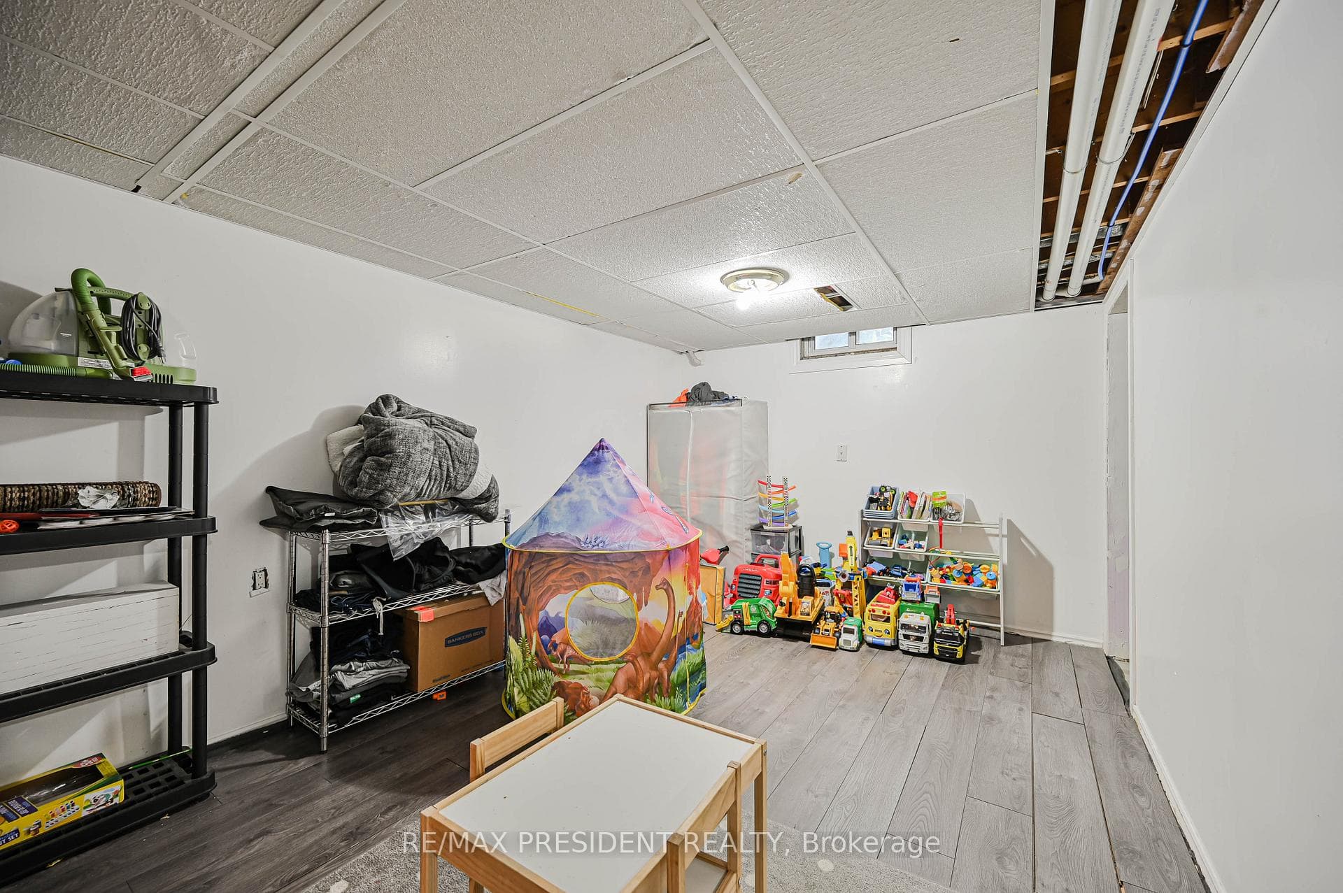 237 Baronwood Court photo 40