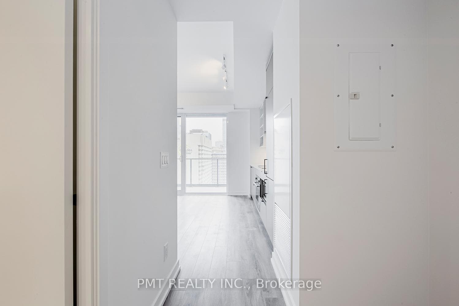 20 Edward Street Unit 1901 photo 5