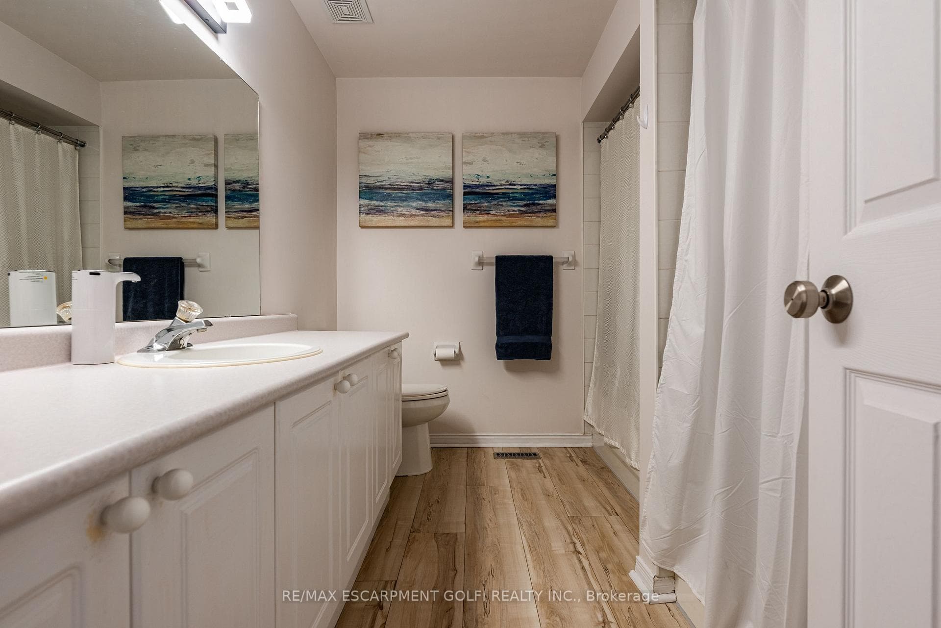 94 Huntingwood Avenue Unit 3 photo 20
