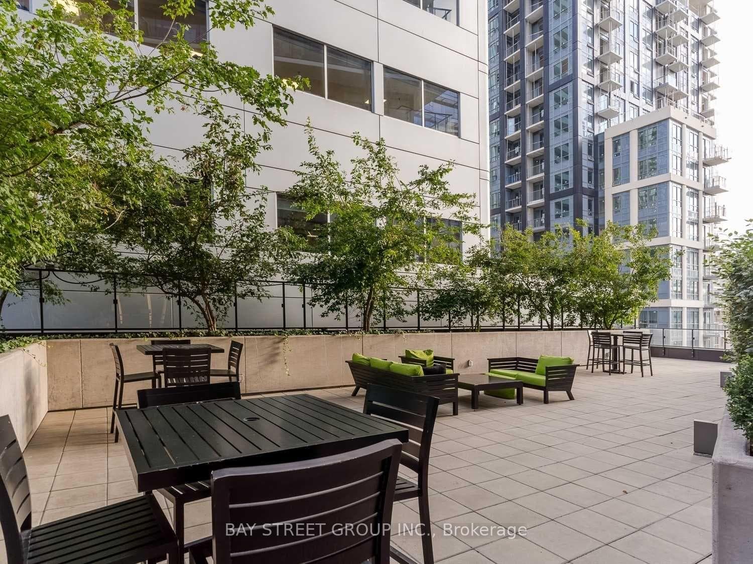 125 Peter Street Unit 904 photo 15