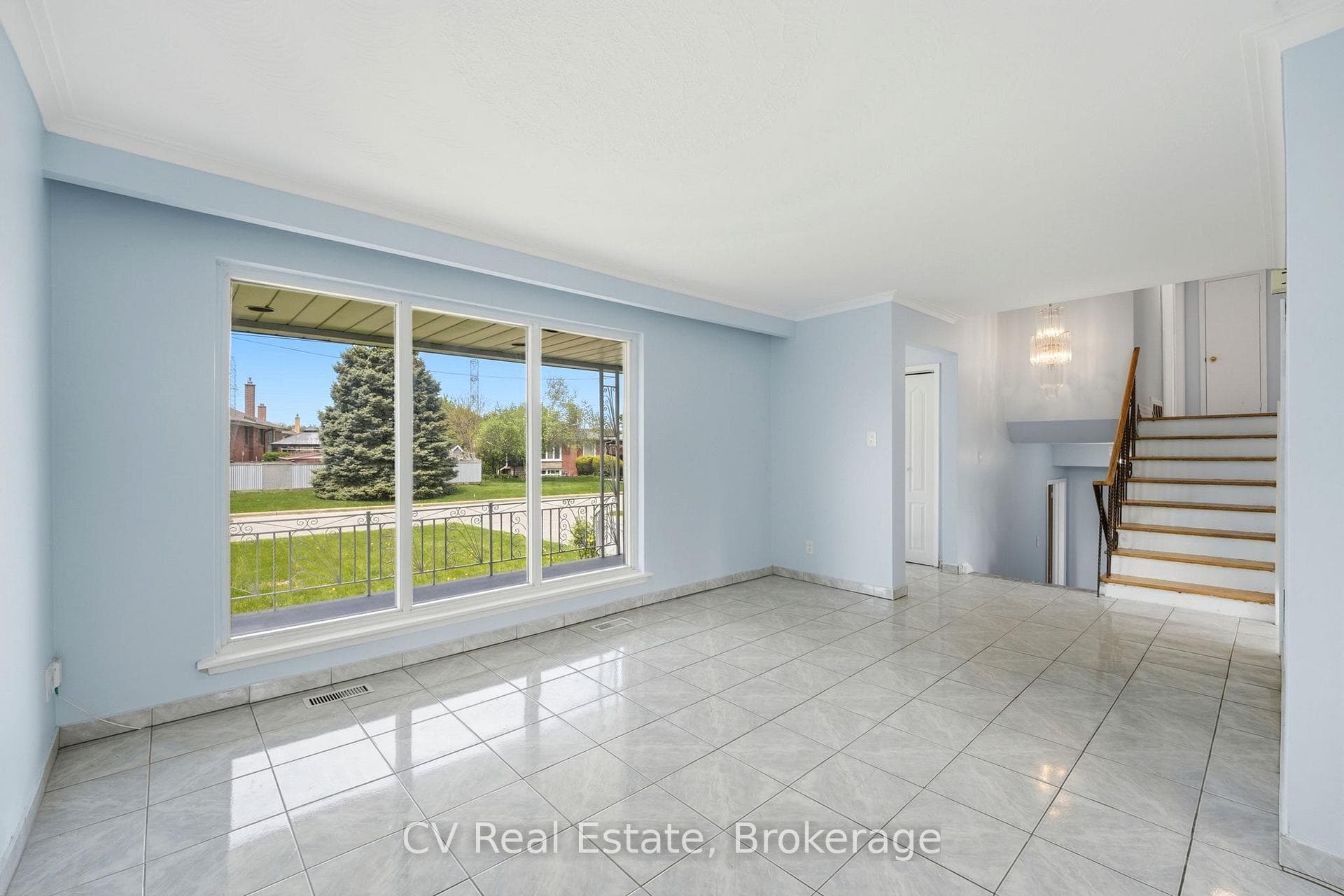27 Belleglade Court Unit Upper photo 6