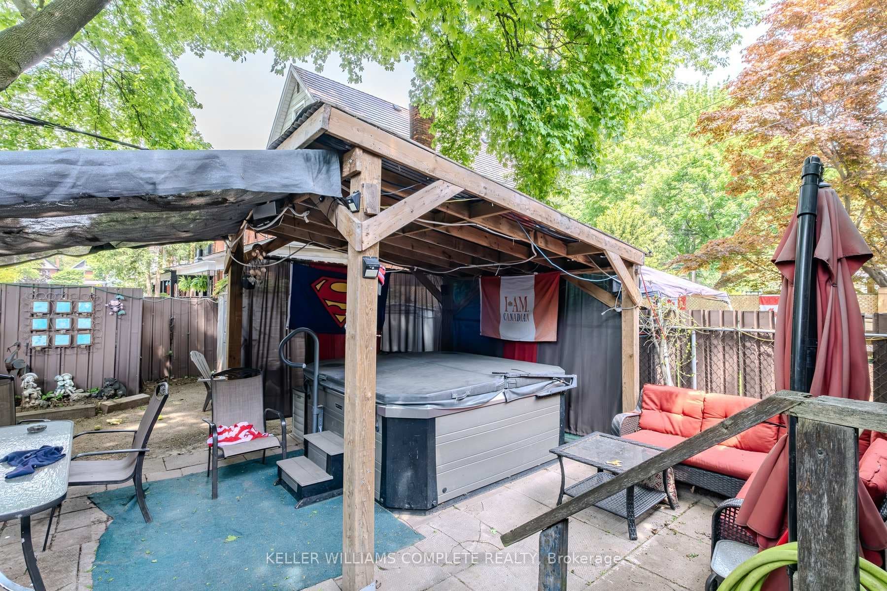68 Norway Avenue photo 33
