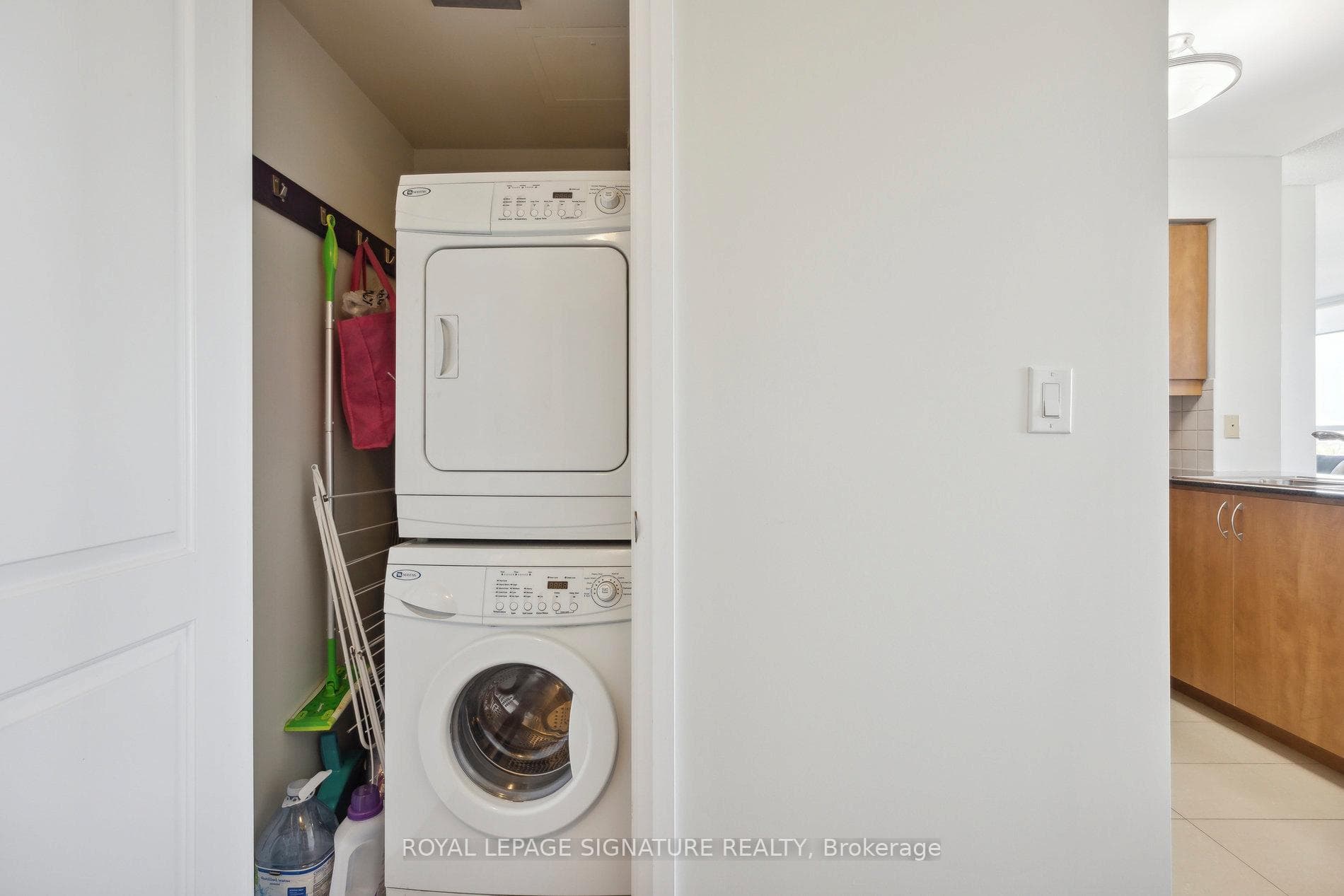 30 North Park Road Unit 811 photo 23
