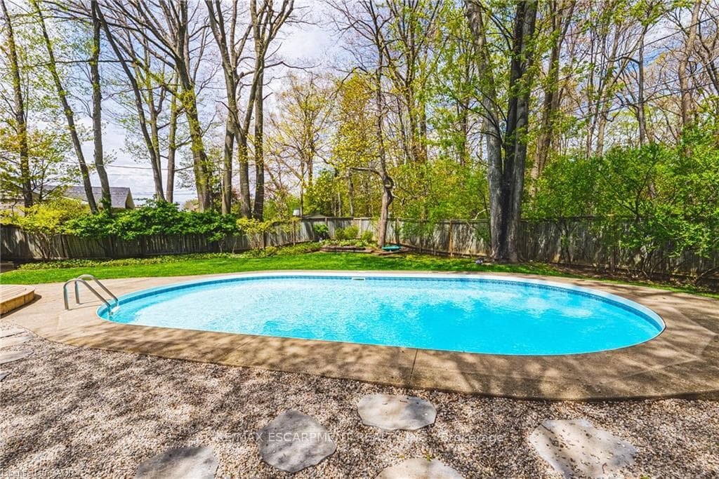 327 Goodram Drive photo 44