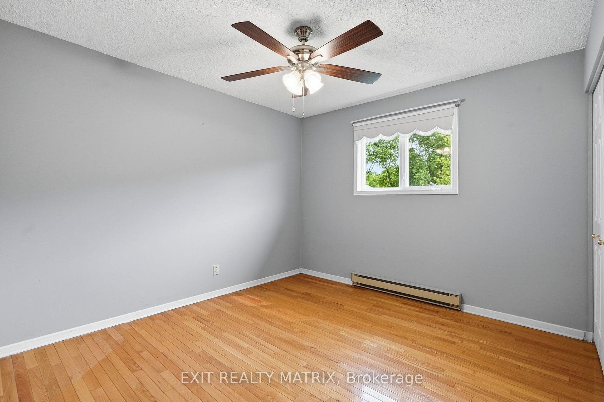 563 Lajeunesse Road photo 18