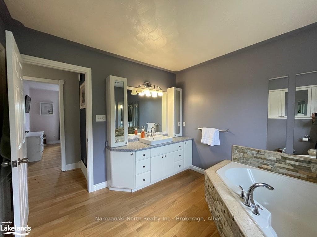 147 ST DAVID Street photo 14