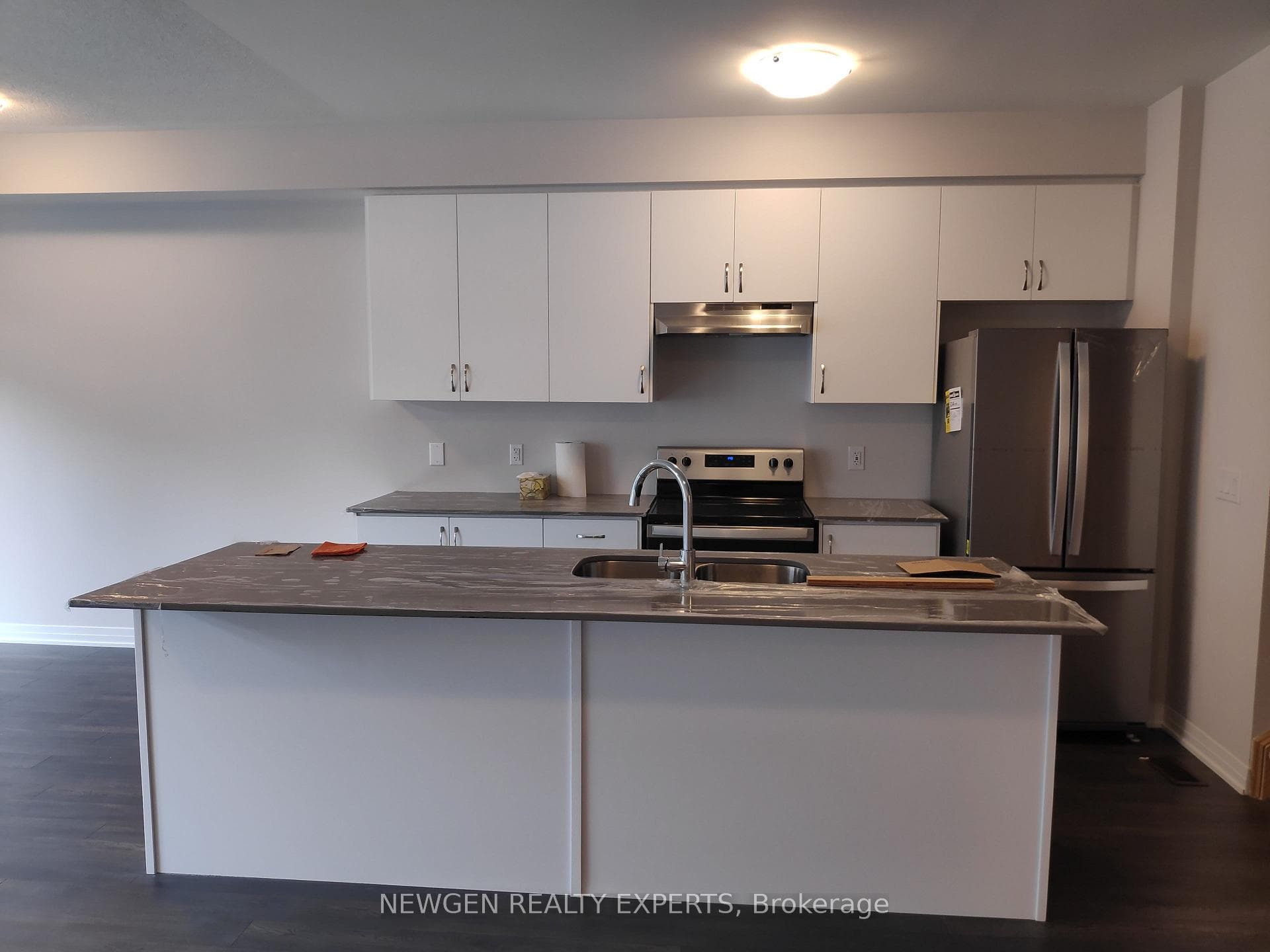 585 Colborne Street Unit 711 photo 5