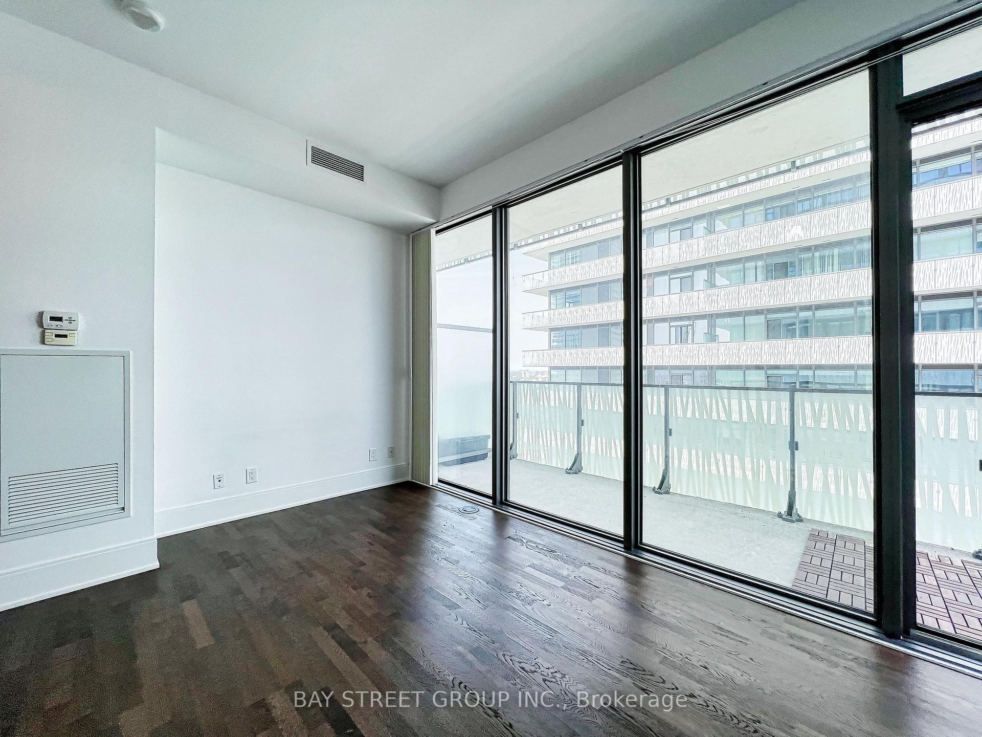 42 Charles Street Unit LPH5106 photo 2