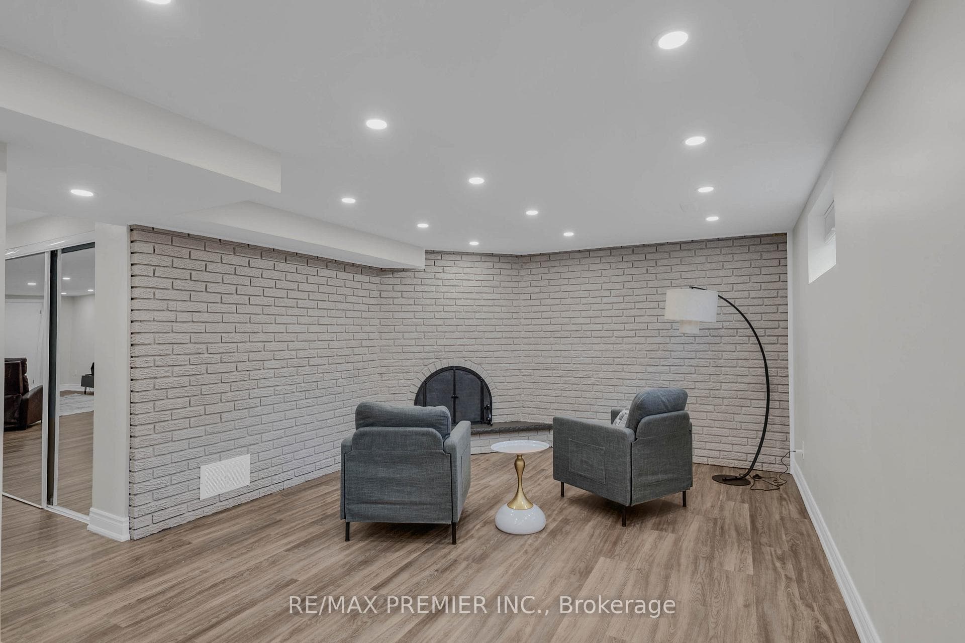 62 Keegan Crescent photo 24