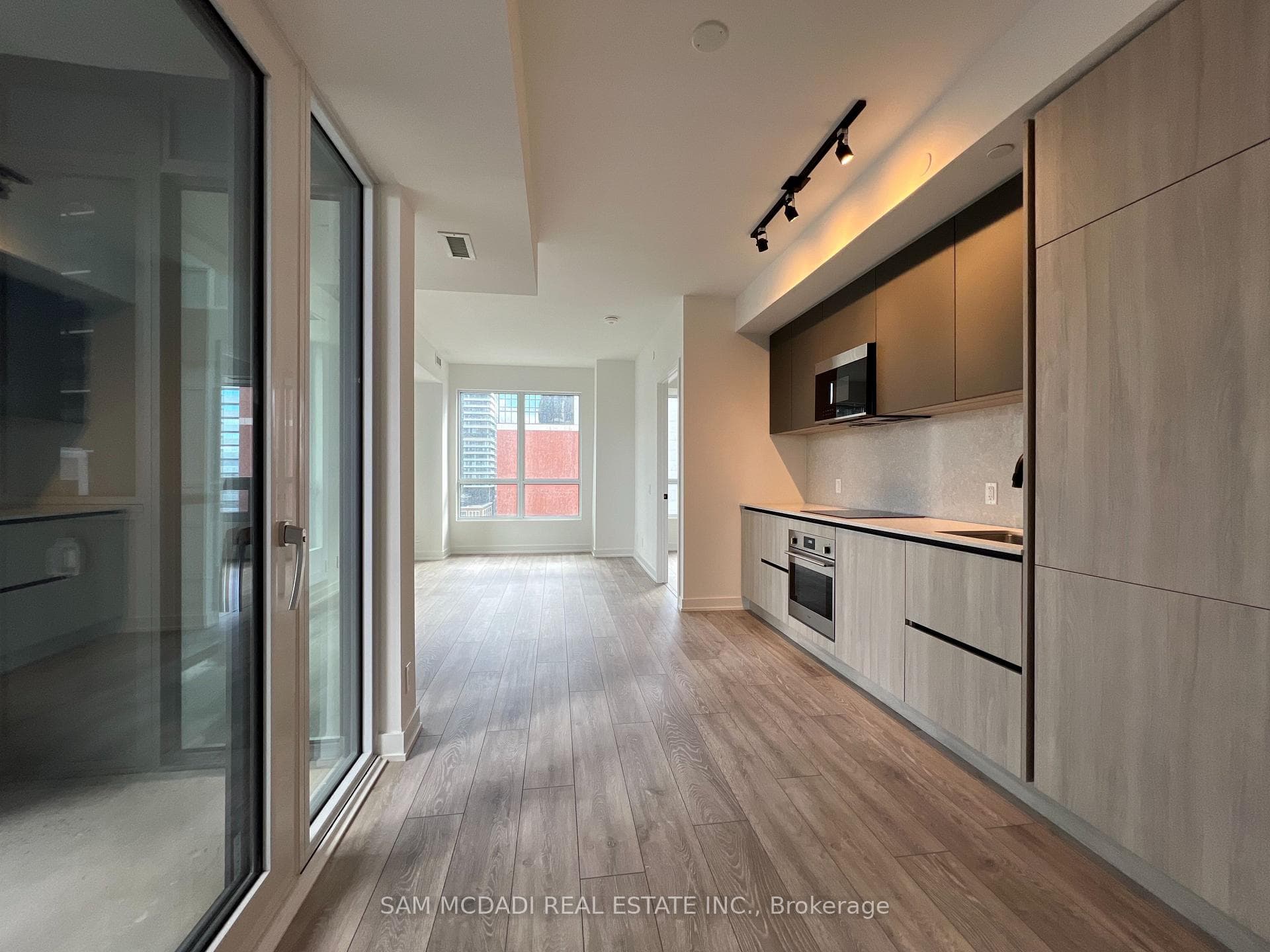 108 Peter Street Unit 1202 photo 3
