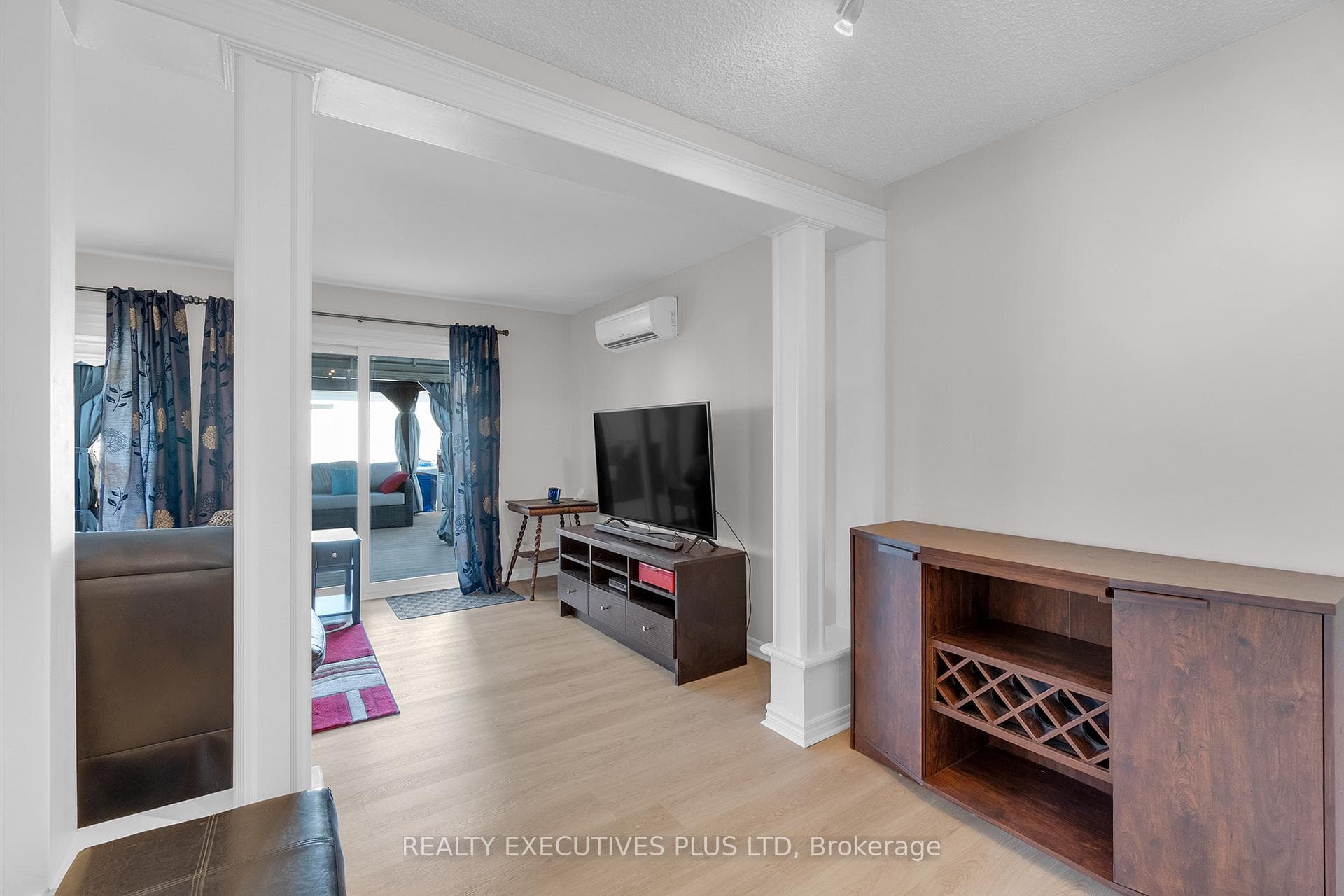 38 Huntingwood Crescent photo 8