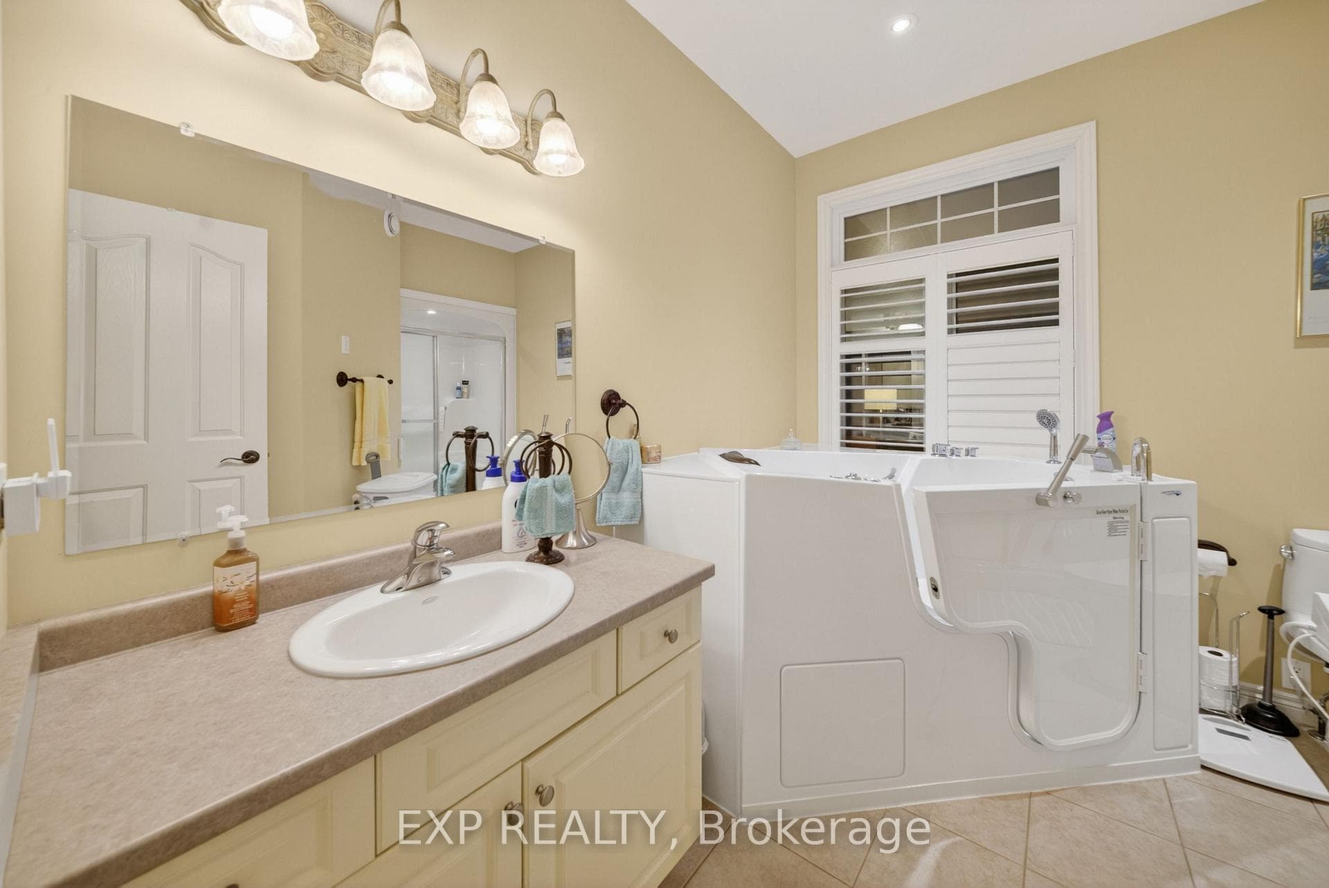14 Hunter Drive photo 32