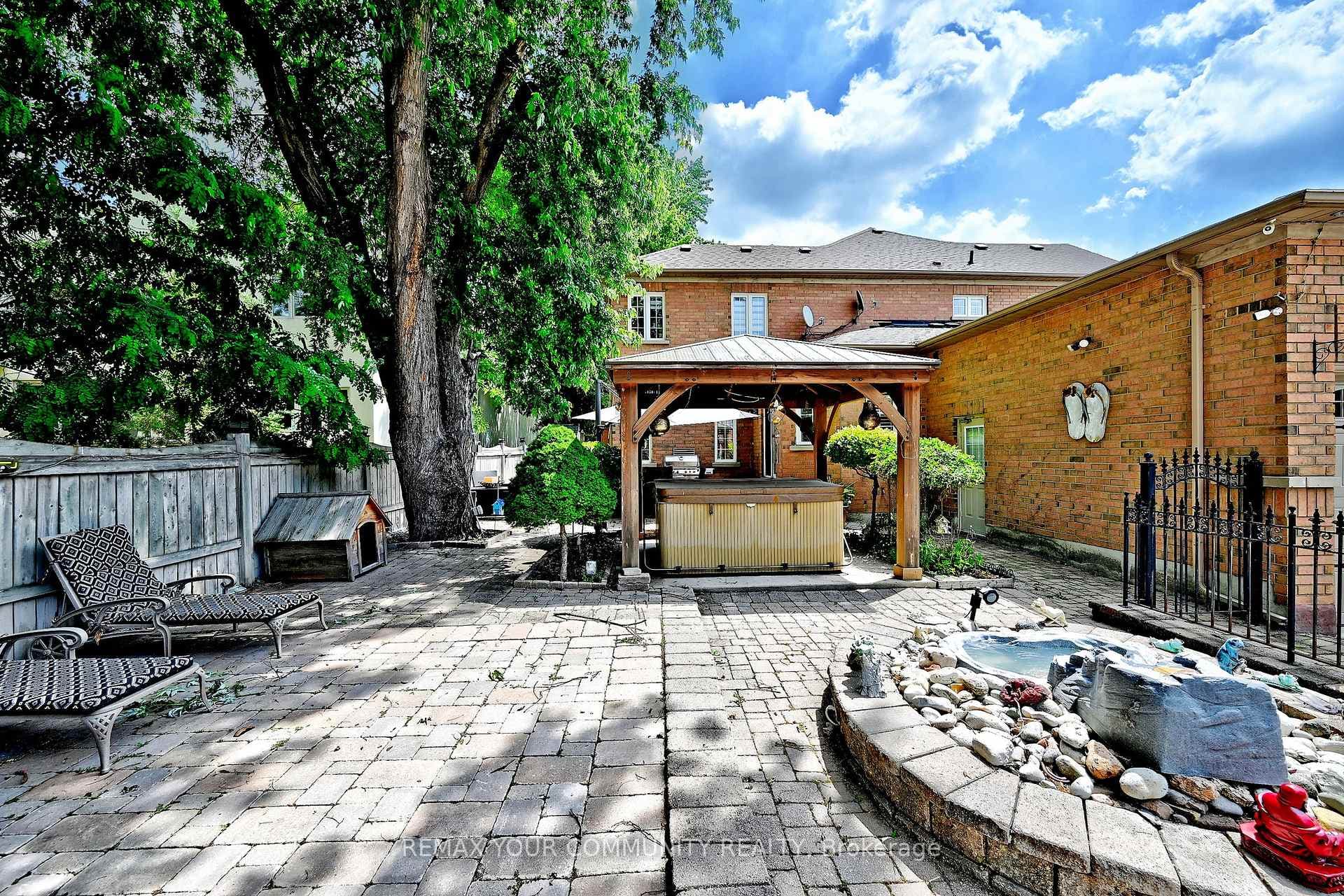 2 Winterberry Drive photo 42
