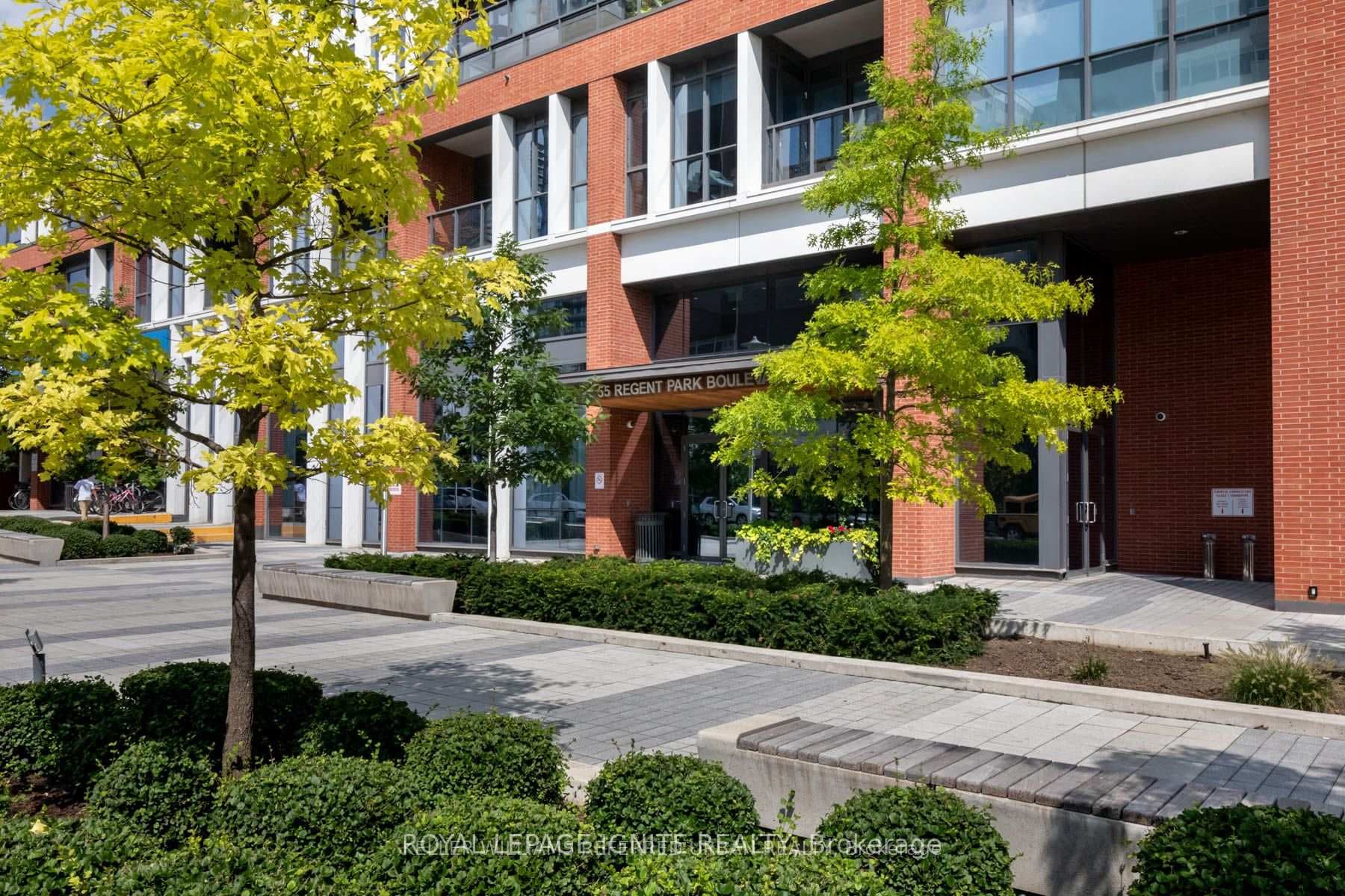 55 Regent Park Boulevard Unit 1611 photo 2