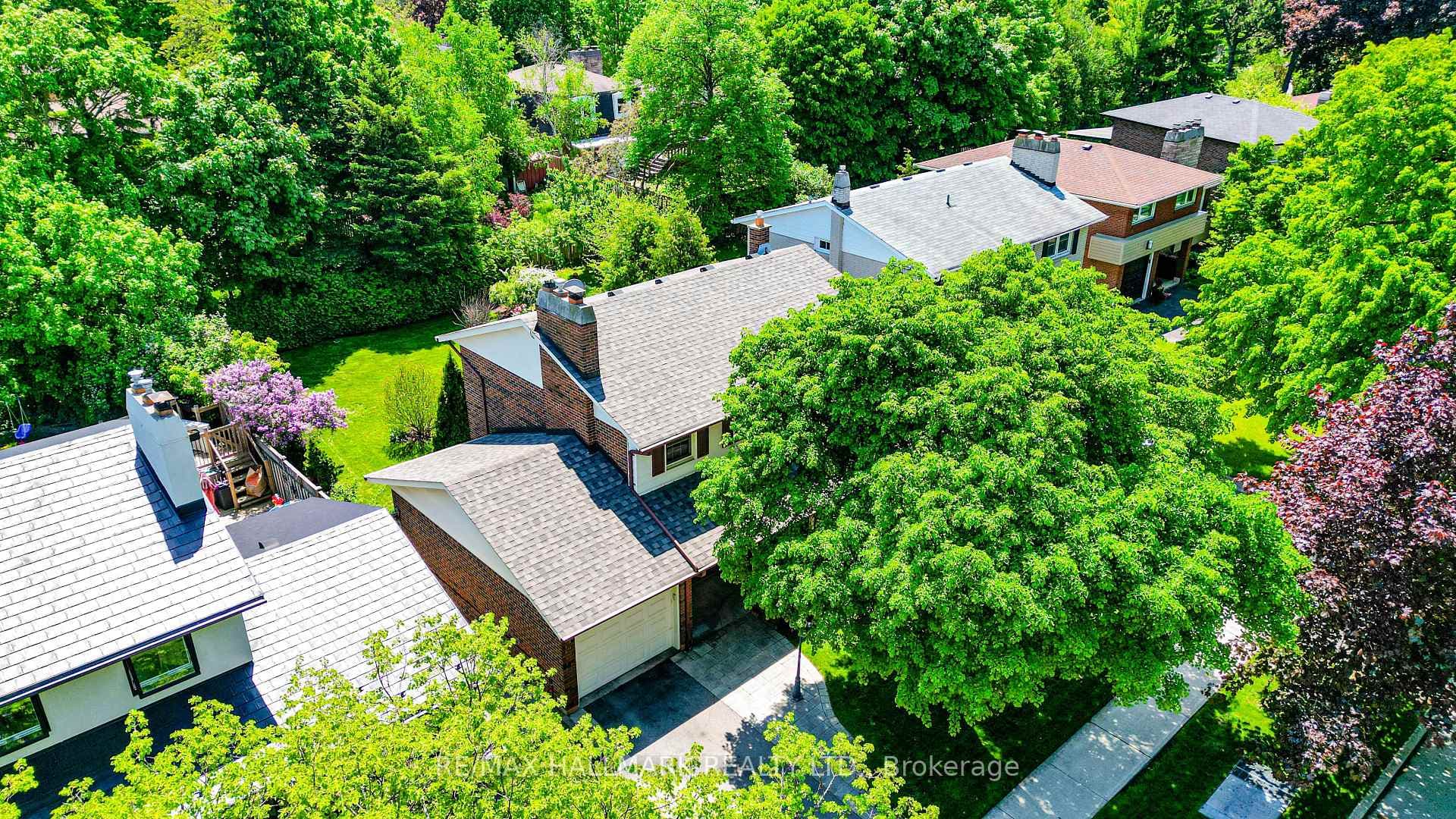 14 Castledene Crescent photo 38