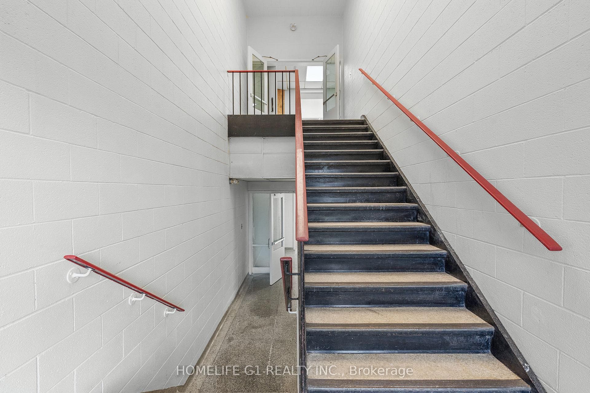 337 Gage Avenue photo 4