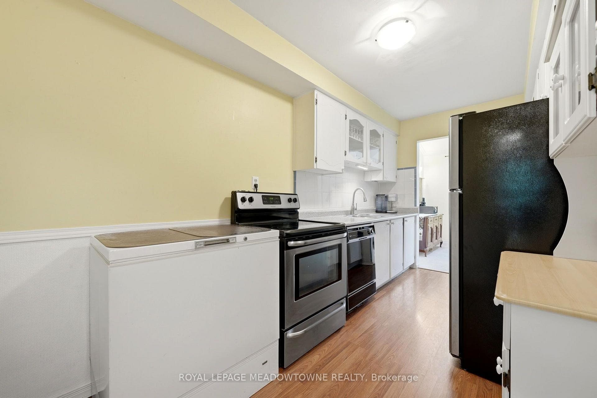 69 Lynden Circle photo 18