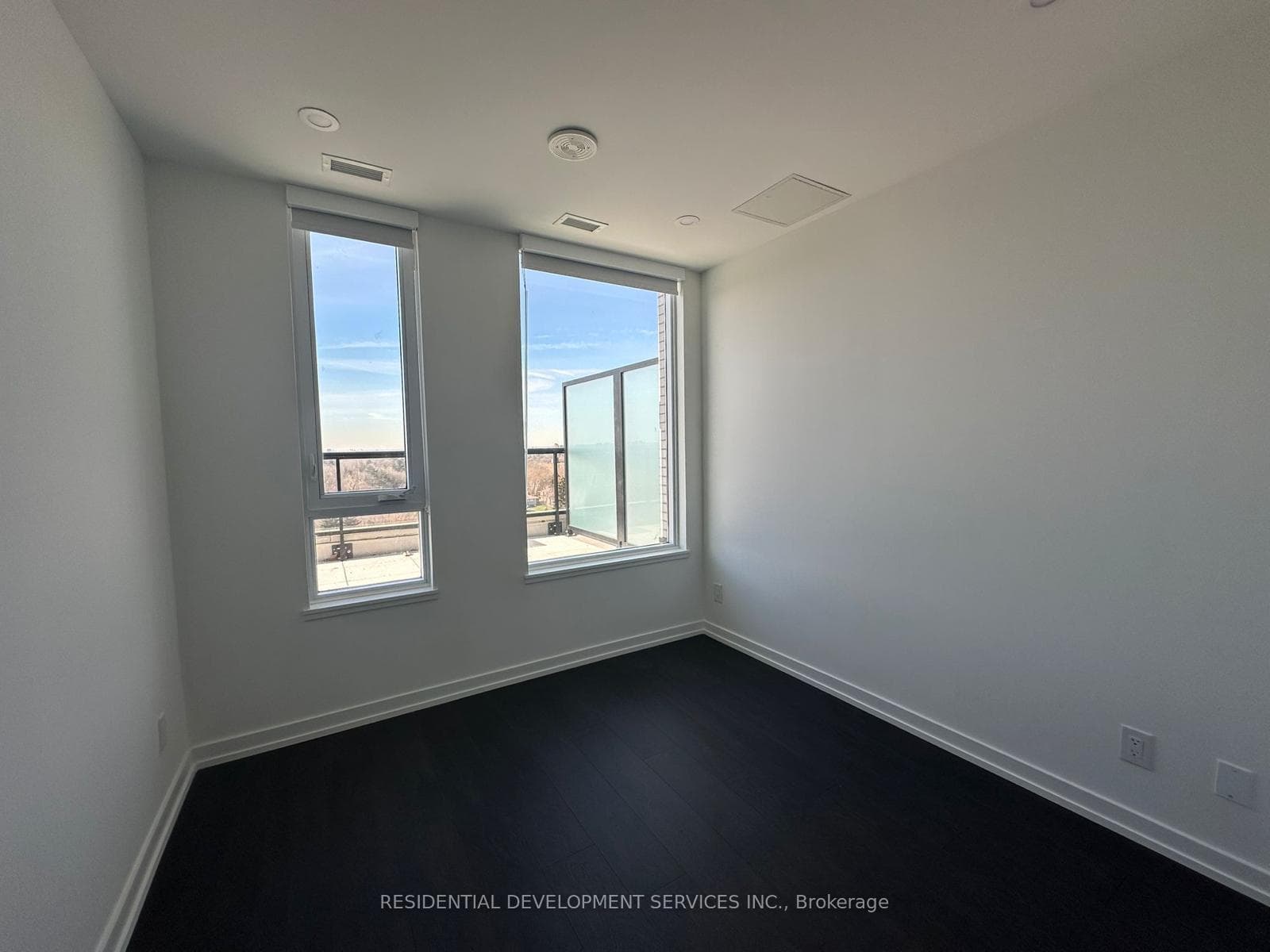 3100 Keele Street Unit 716 photo 6