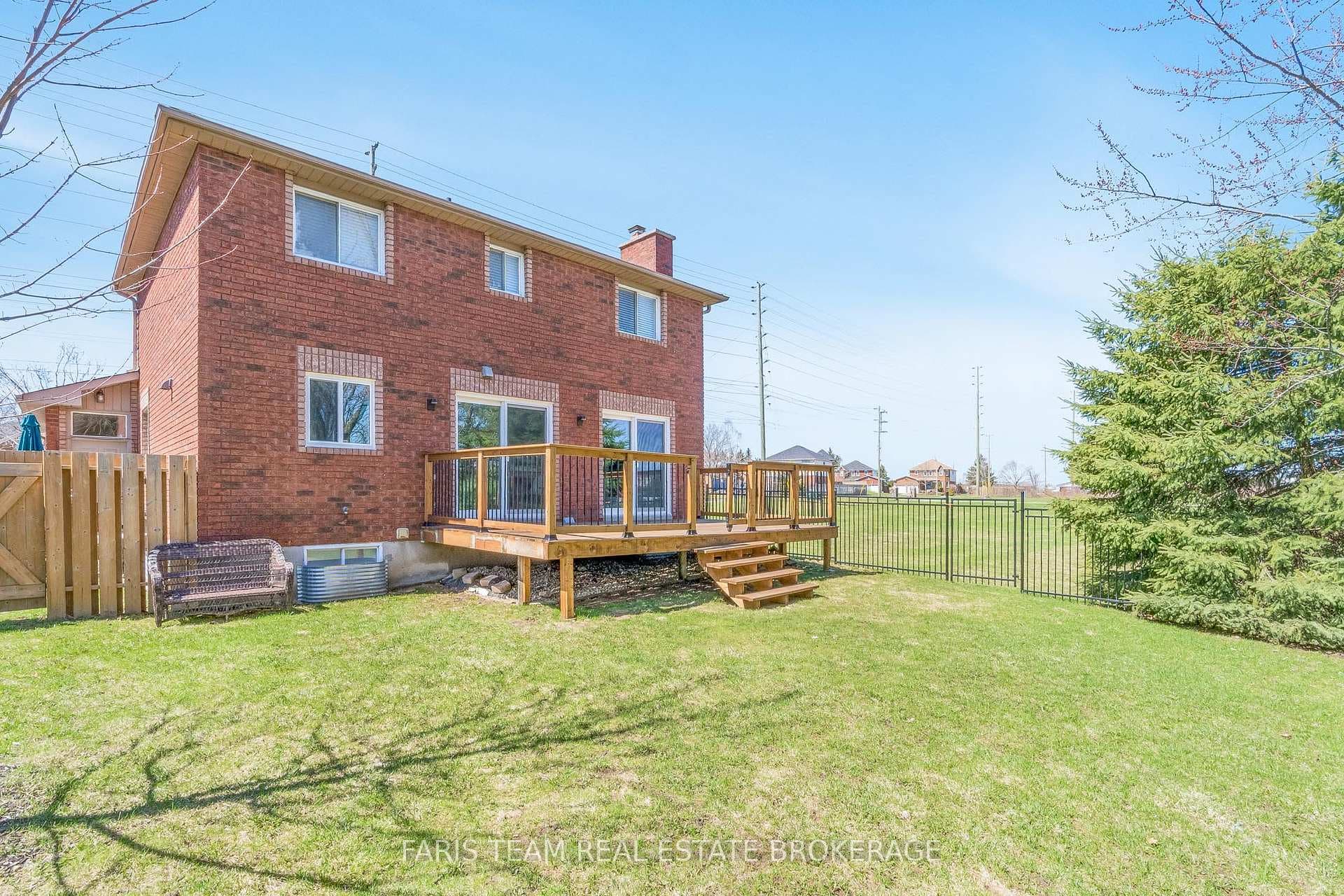 409 Anne Street photo 45