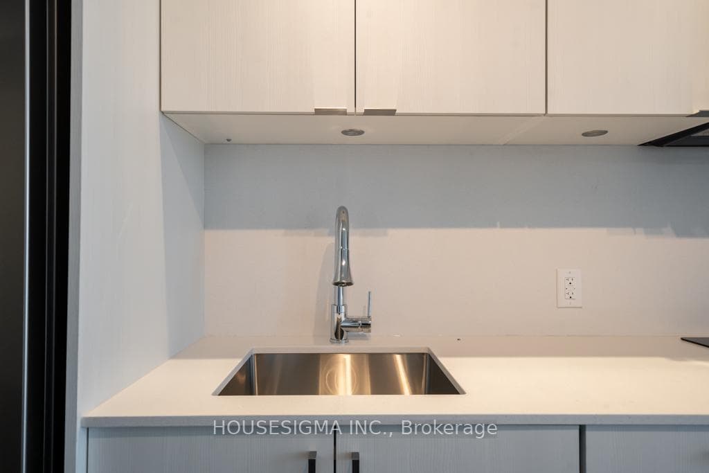 1928 Lake Shore Boulevard Unit 3211 photo 17