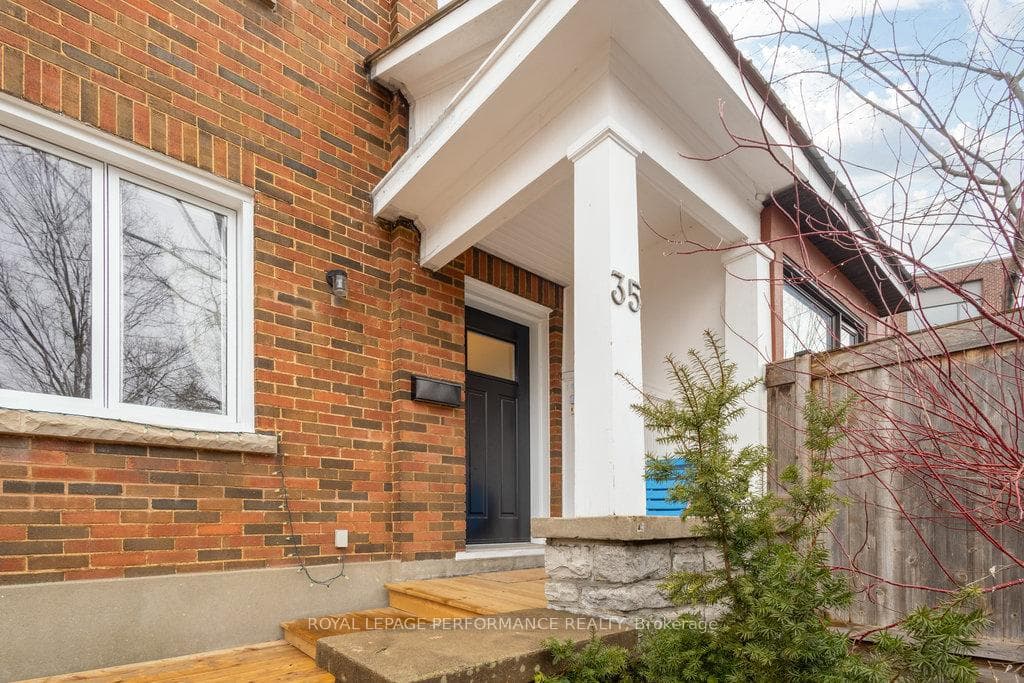 35 Acacia Avenue photo 2