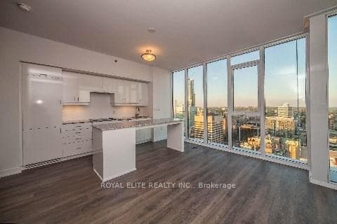 426 University Avenue Unit 4008 photo 3