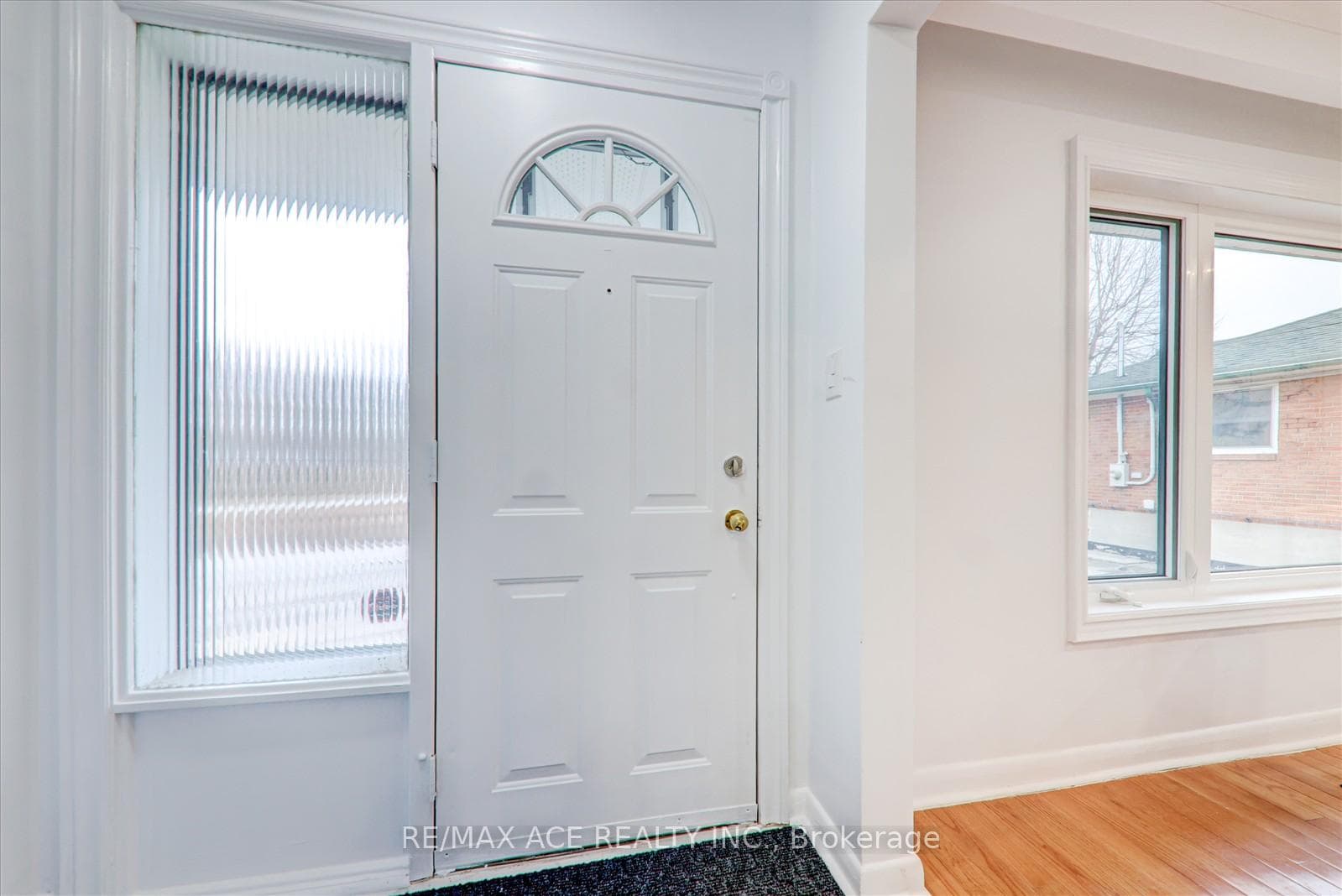 20 Blakemanor Boulevard photo 6