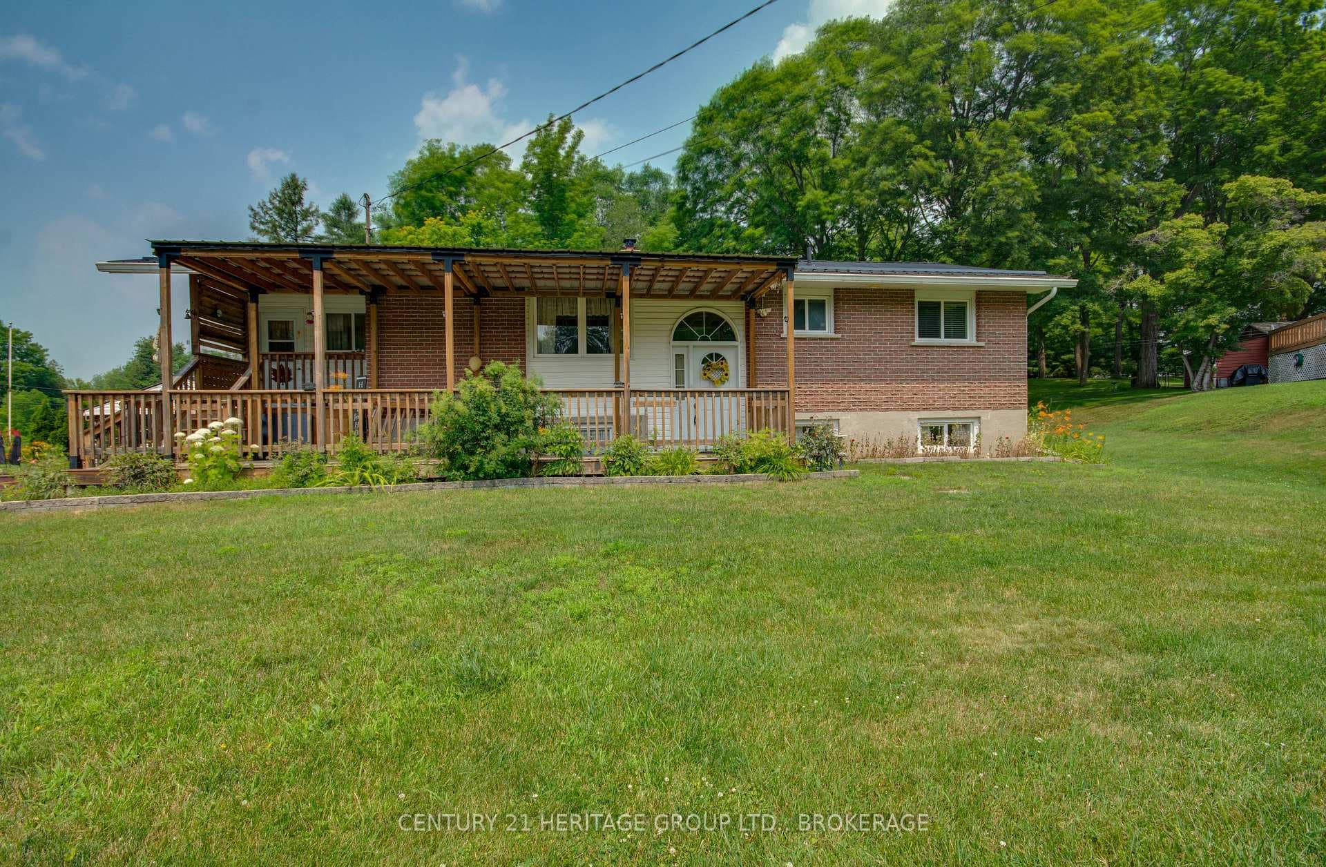 4309 Maple Drive photo 2