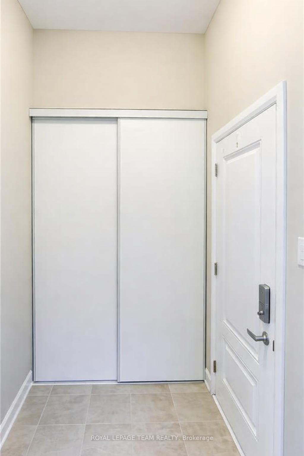 83 AURA Avenue photo 6