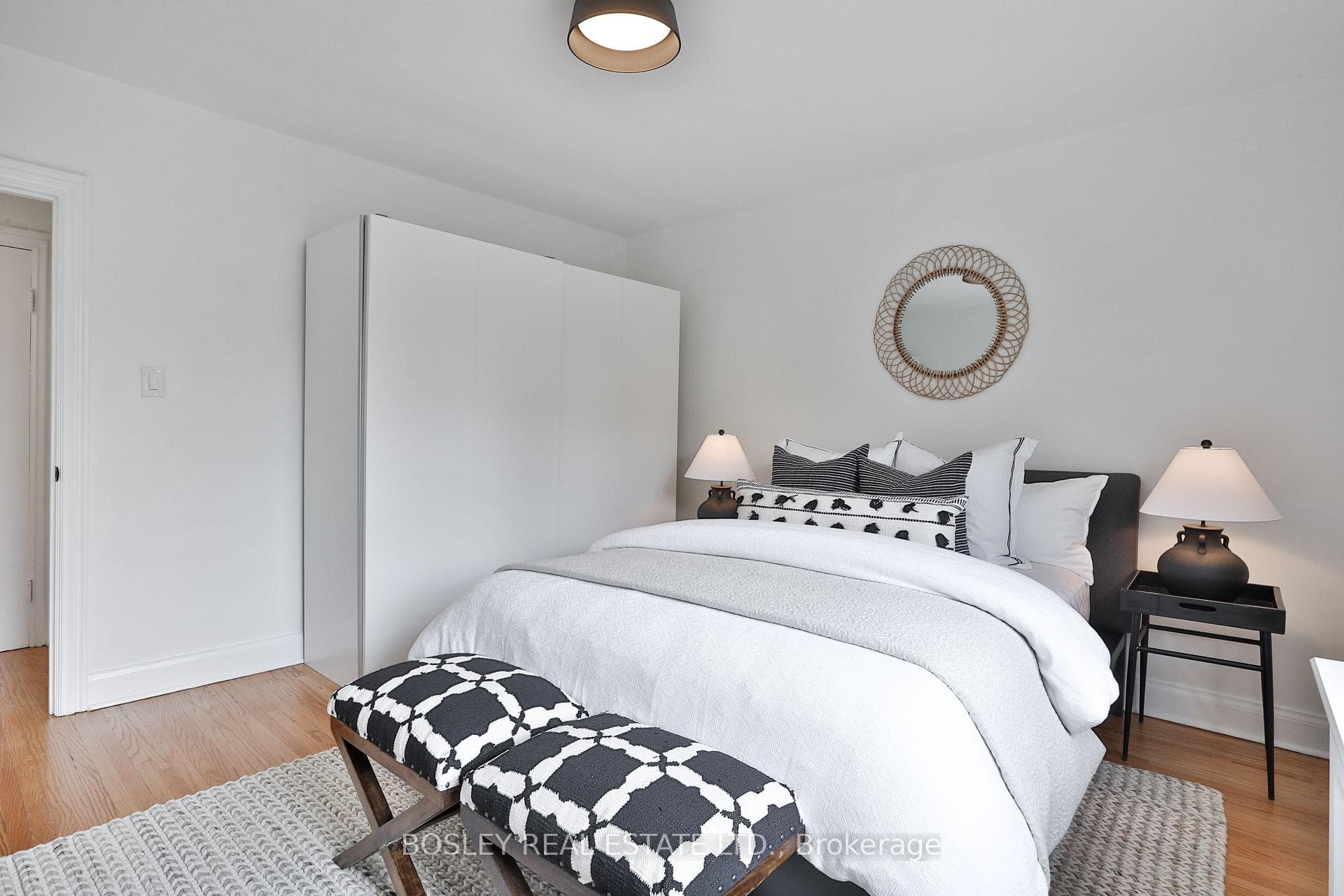 53 Woodside Avenue photo 24
