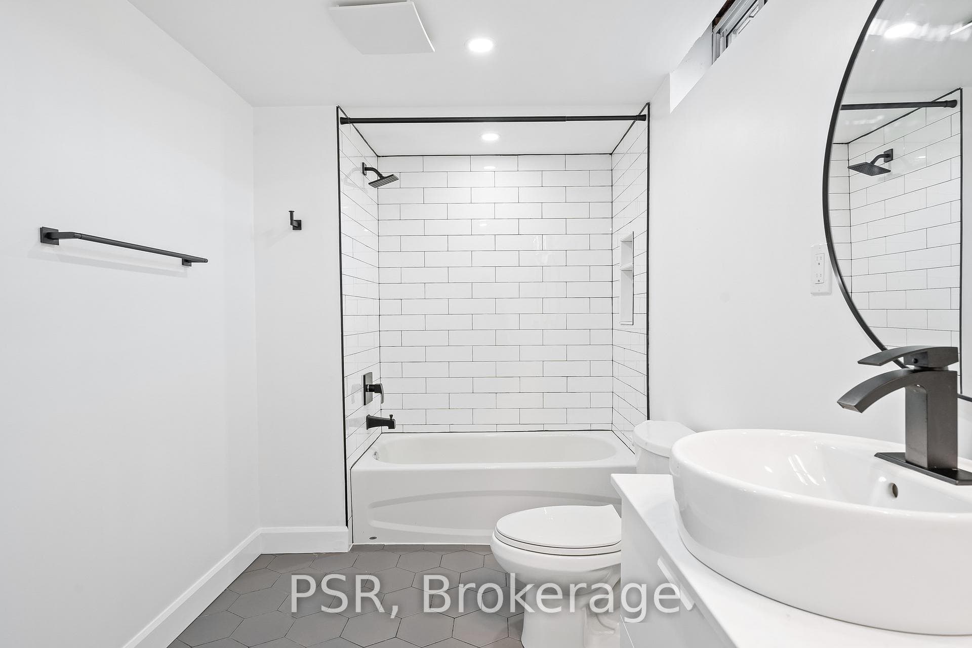 173 Bellingham Drive photo 36
