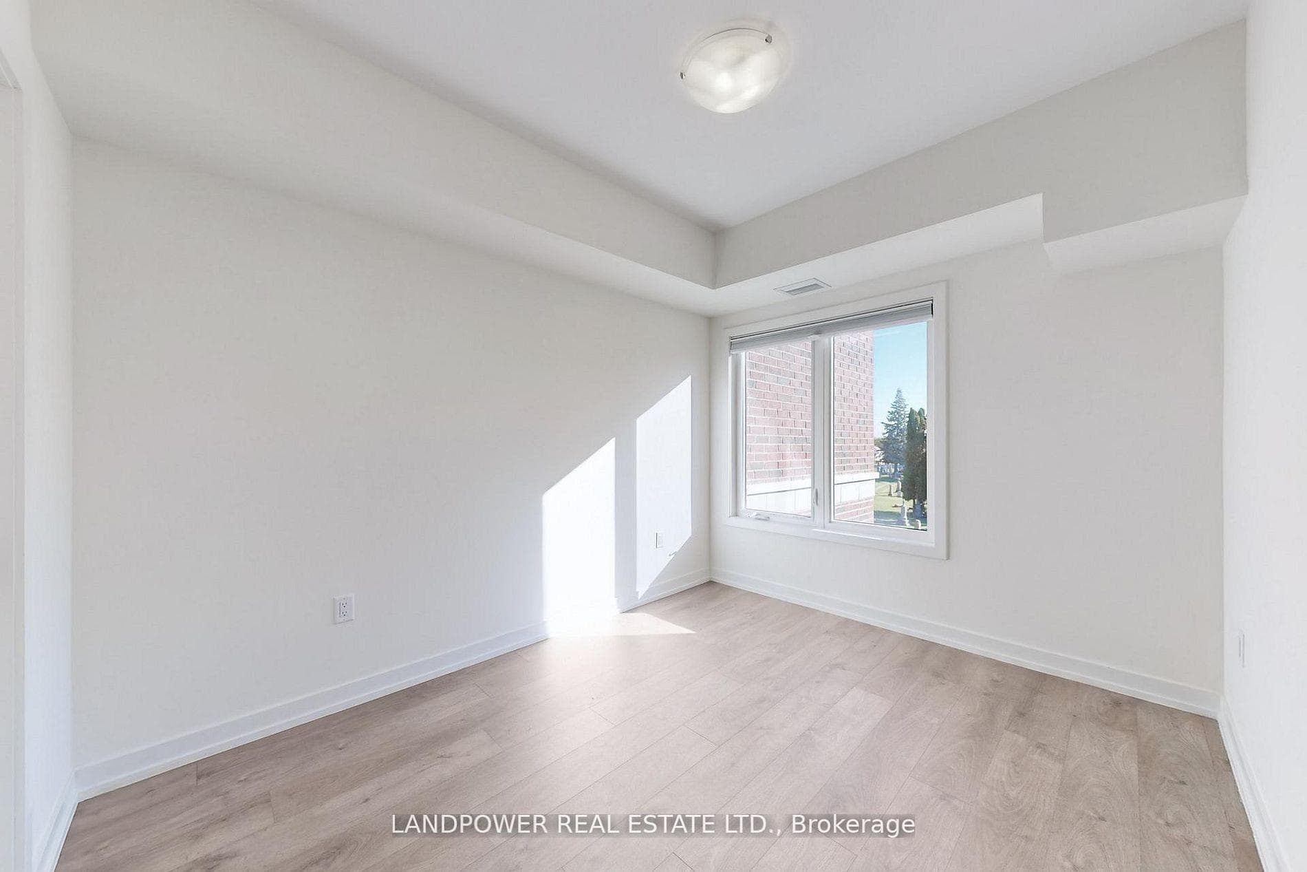 60 Elizabeth Street Unit 3305 photo 14
