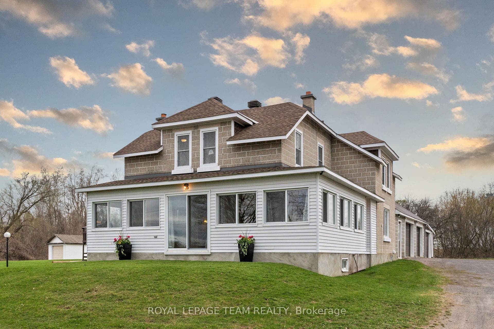 5349 Bowesville Road photo 1