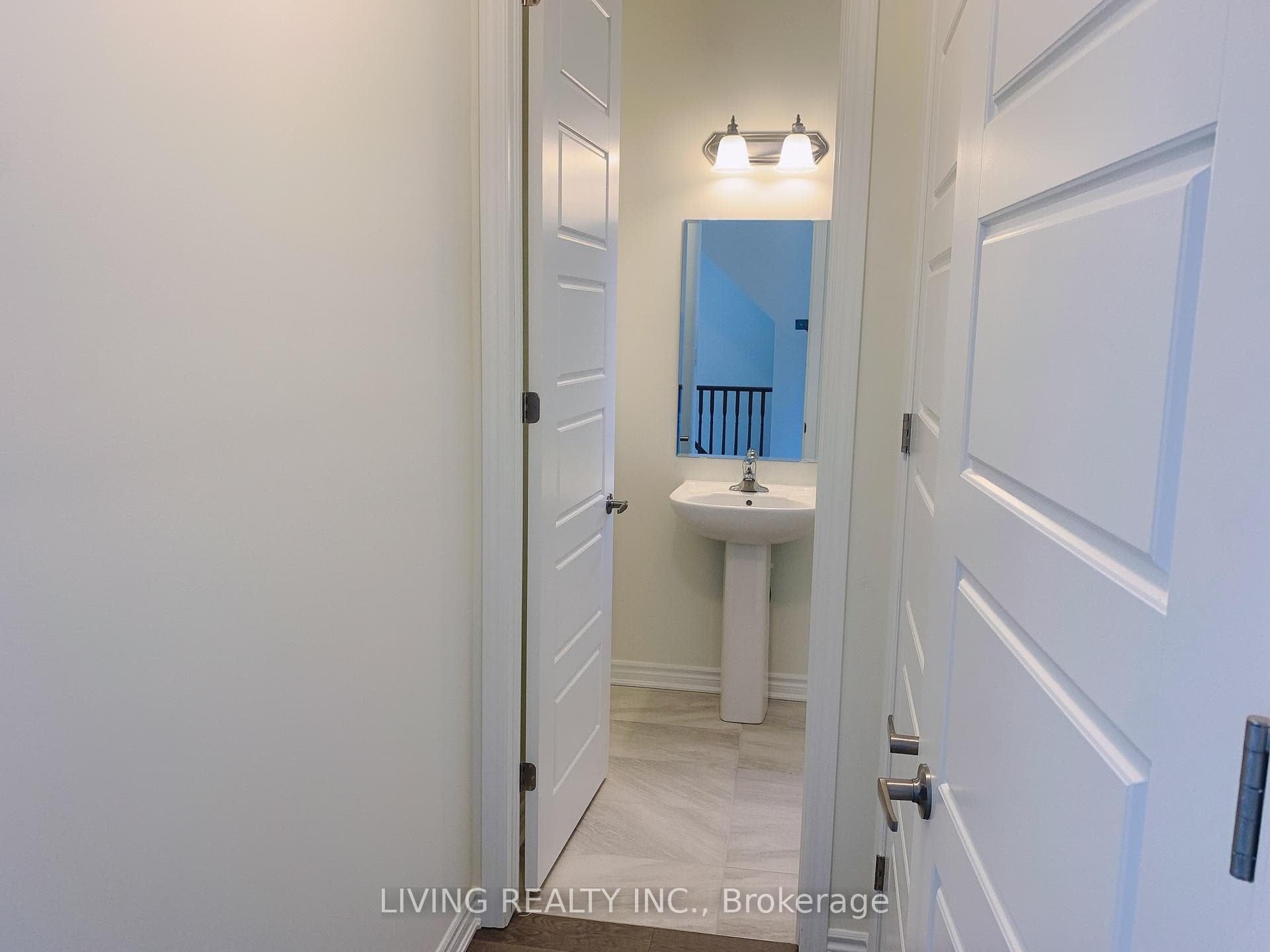 61 Casely Avenue photo 7