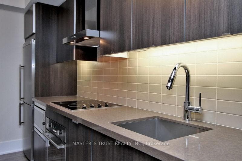300 Front Street Unit 1004 photo 3