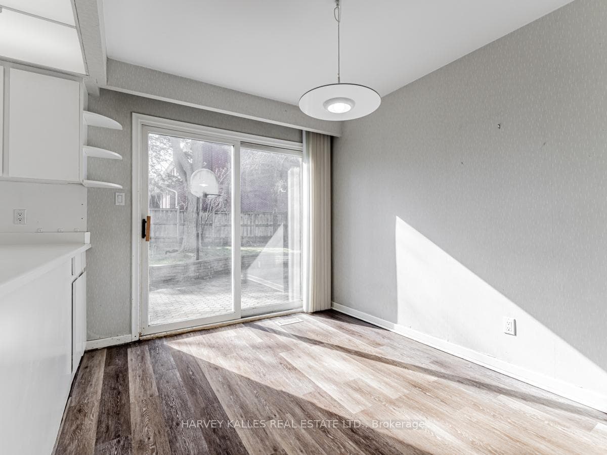 32 Riderwood Drive photo 13