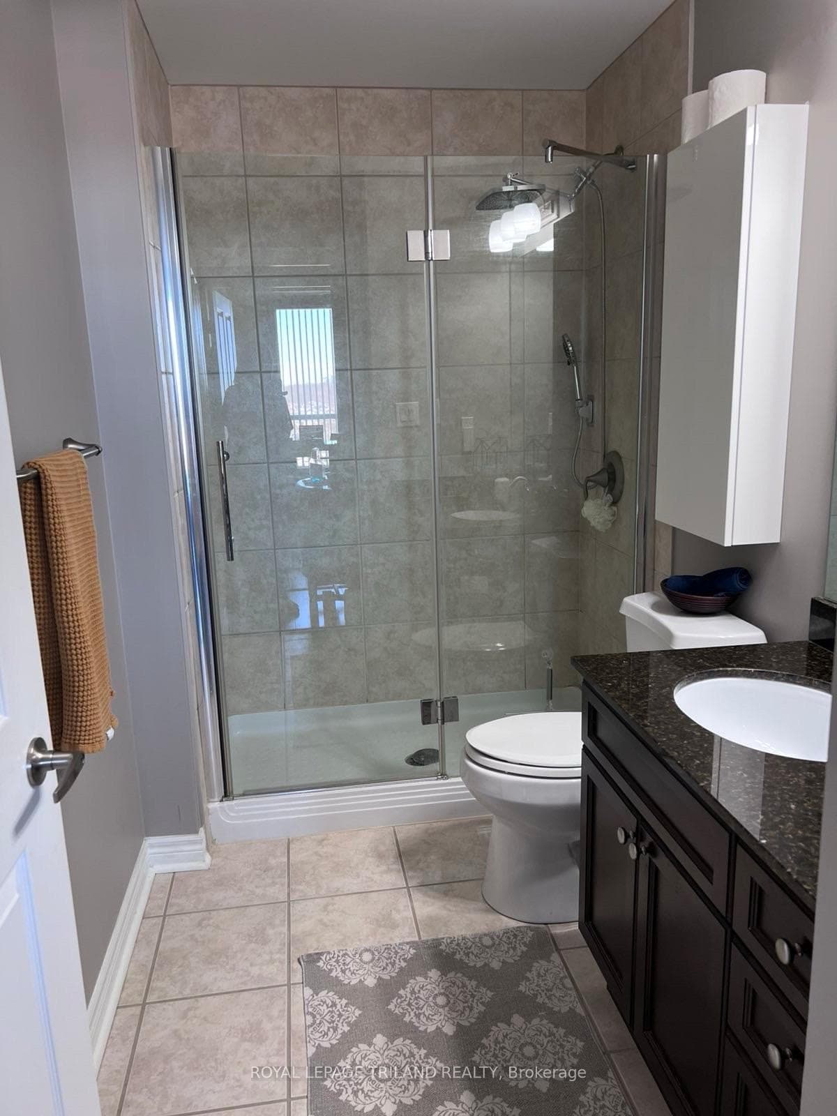 1030 CORONATION Drive Unit 909 photo 18