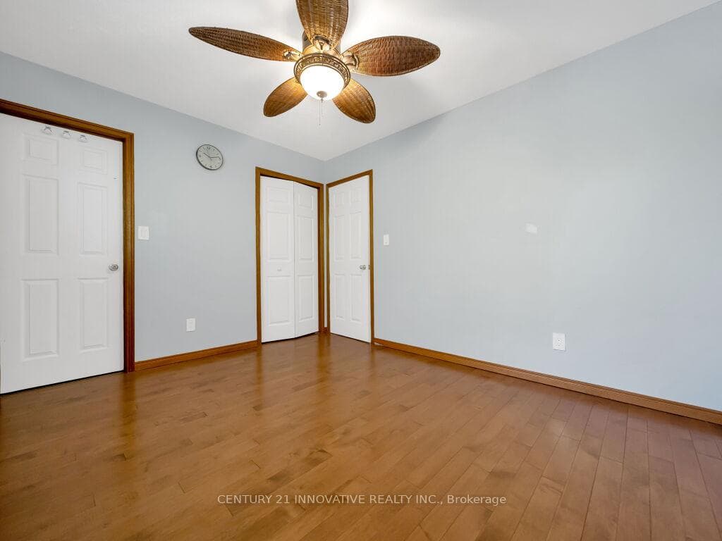 838 Mackendrick Drive photo 21