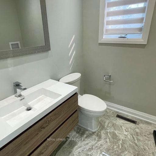 276 Sydney Street Unit Main photo 11