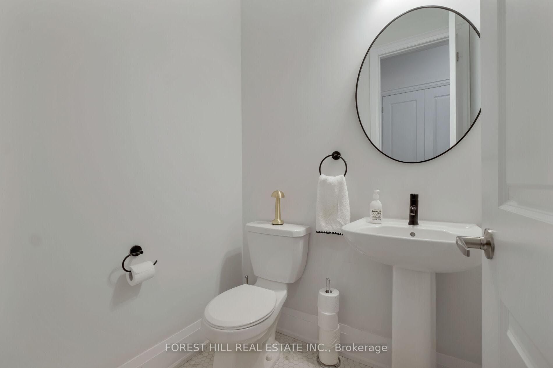 124 Sikura Circle photo 38