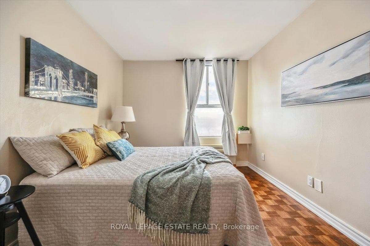 2835 Islington Avenue Unit 508 photo 12