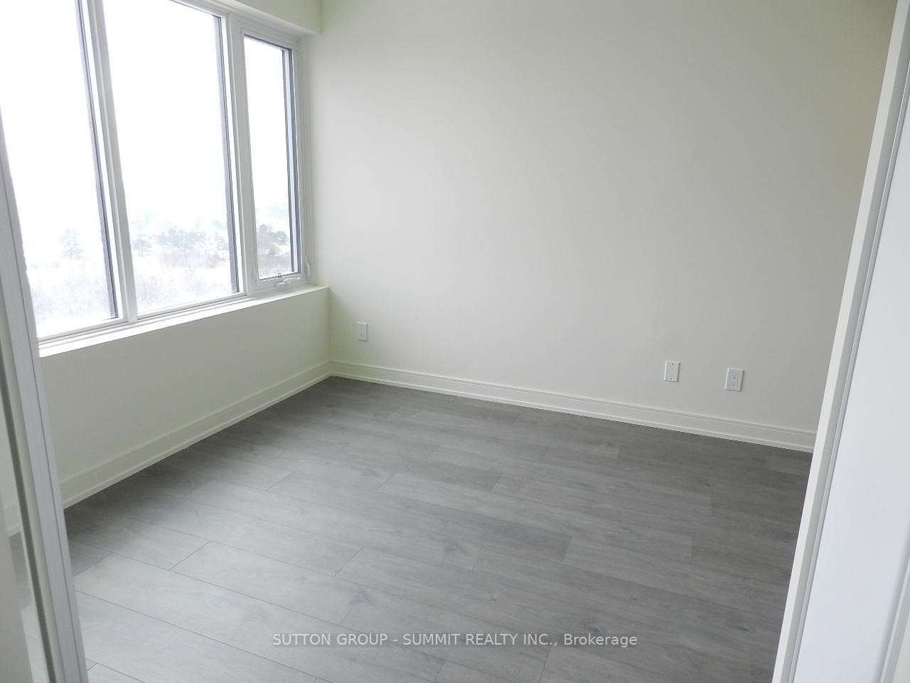 8020 DERRY Road Unit 1105 photo 5