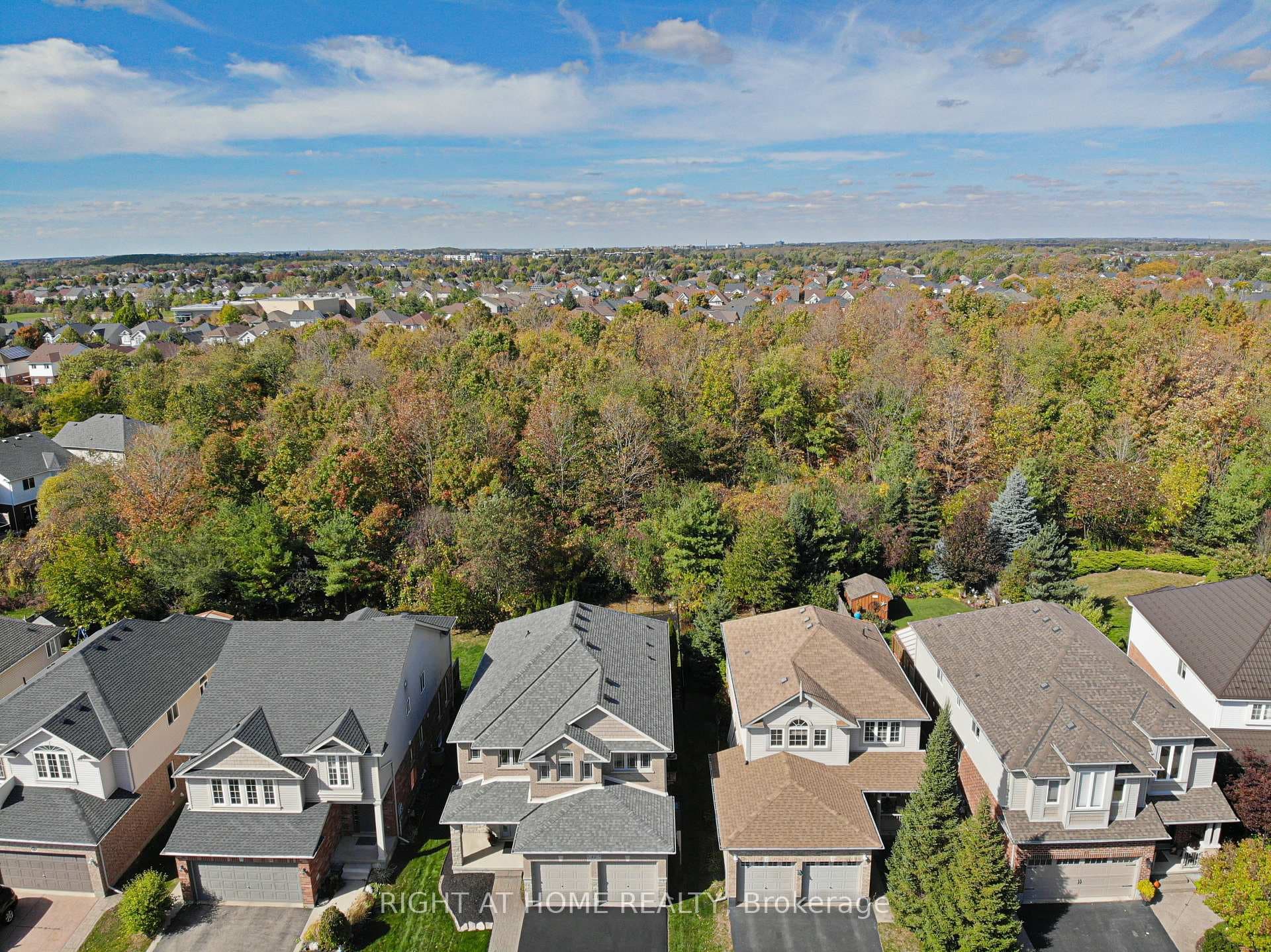 46 McArthur Drive photo 2
