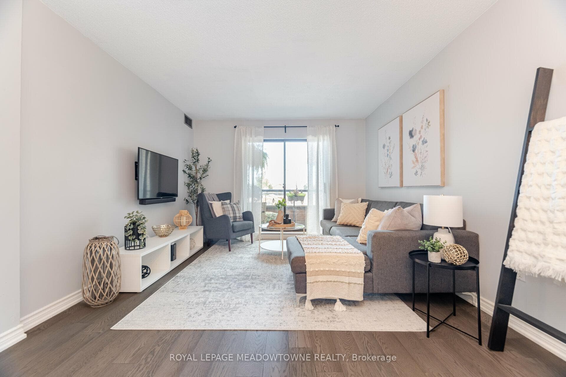 102 Bronte Road Unit 203 photo 11