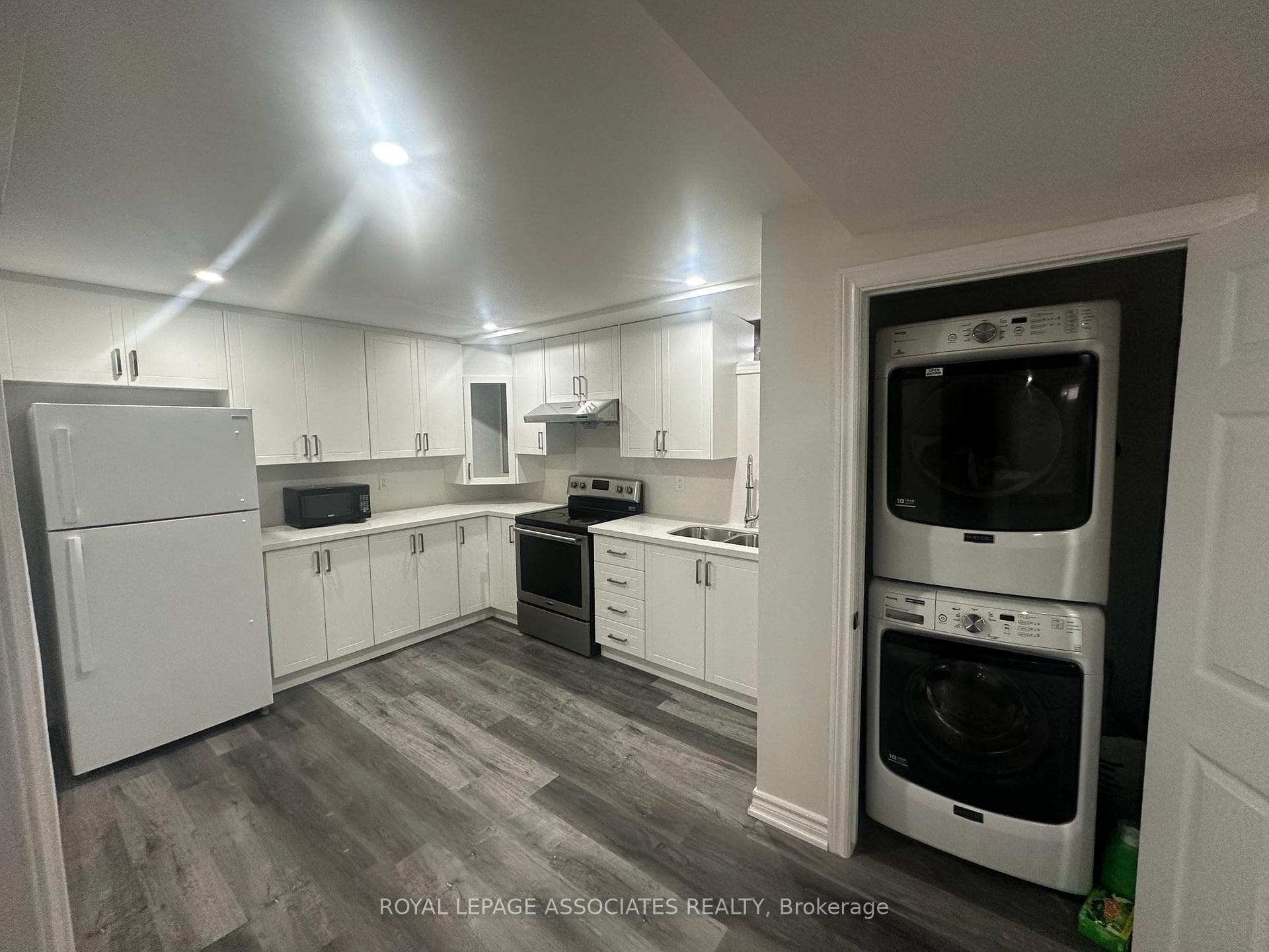 204 Willis Avenue Unit BSMT photo 15