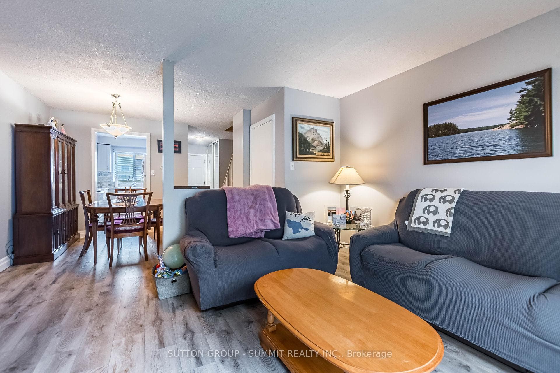 2779 GANANOQUE Drive Unit 44 photo 9