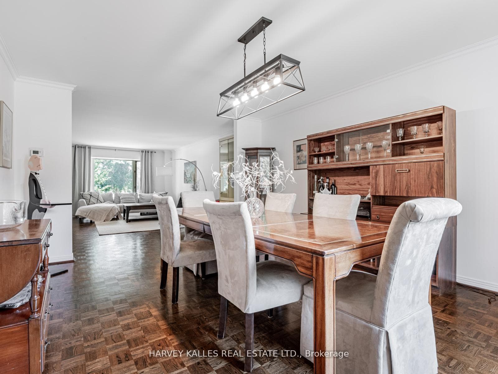 85 Franmore Circle photo 9