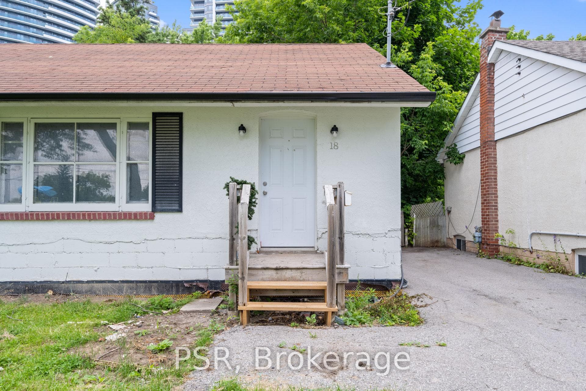 18 Grandview Avenue Unit Main Fl photo 7