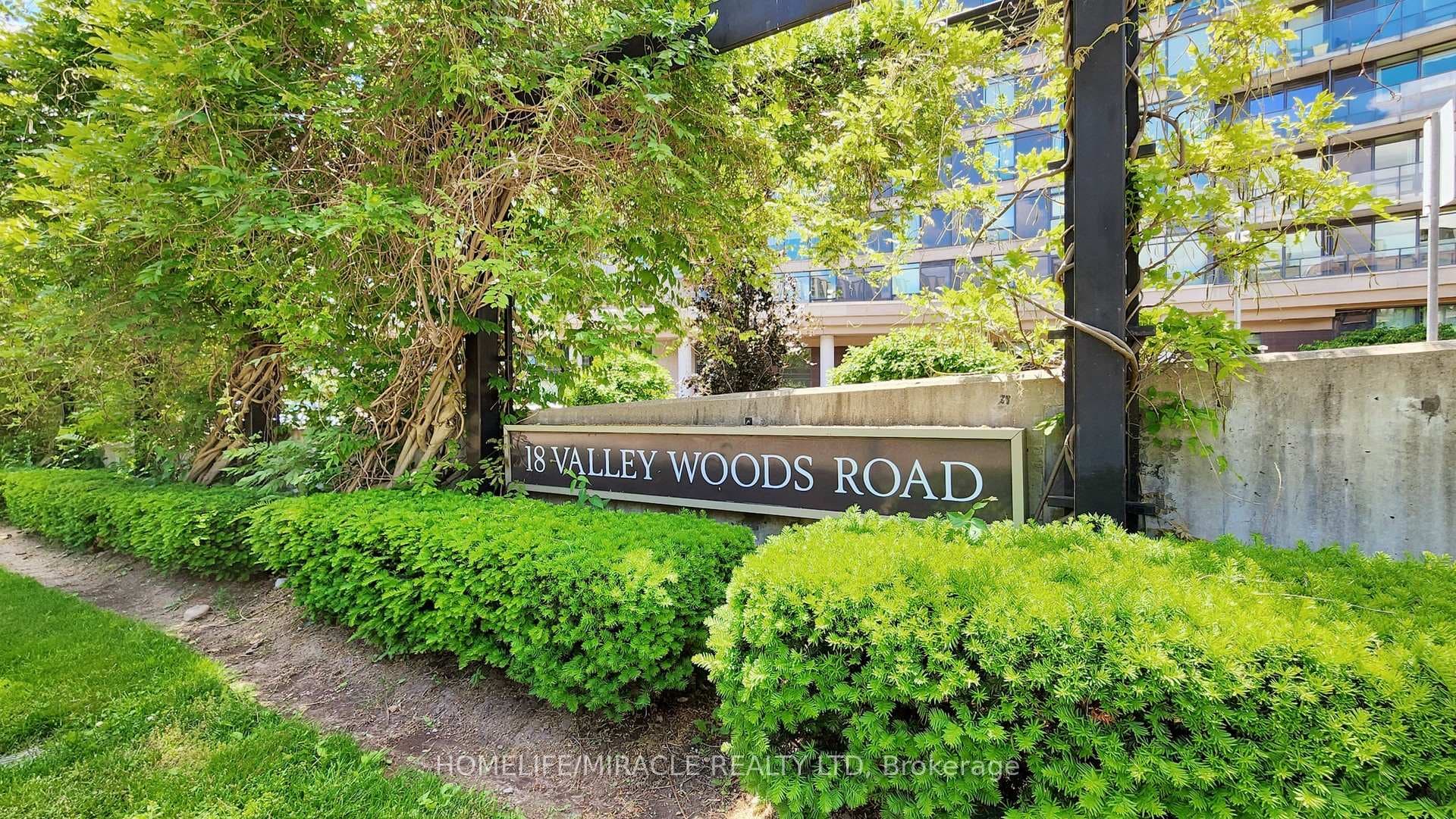 18 Valley Woods Road Unit Ph311 photo 2